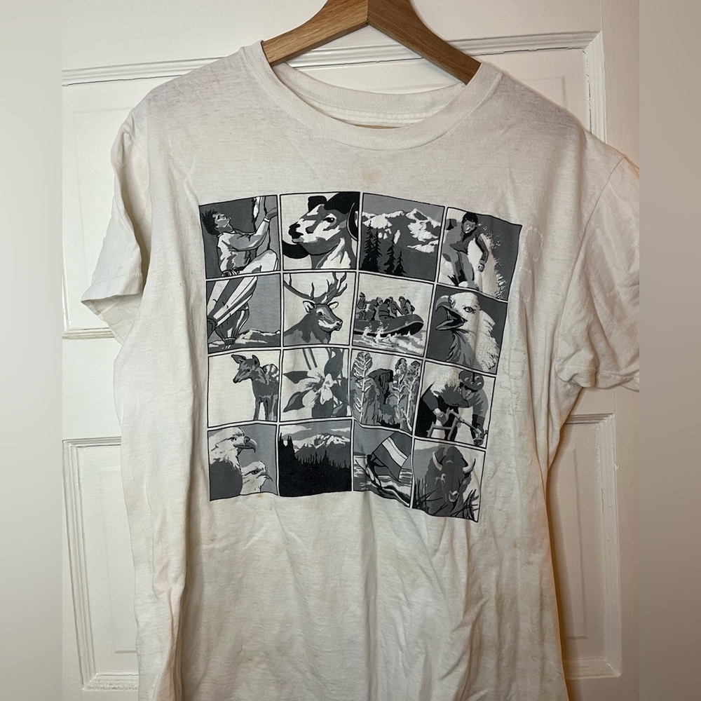 Vintage Colorado T-Shirt w/ Animals: Elk, Deer, Eagle, Bison